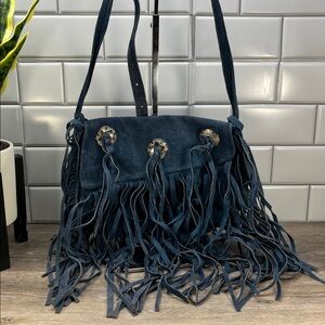 Pieces Apache Suede crossbody  in Blue